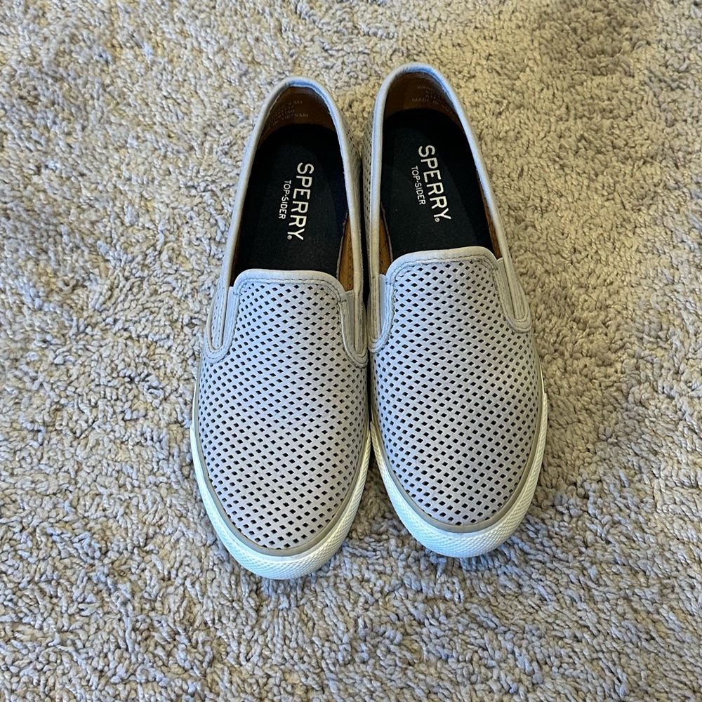 Sperry perforated seaside shoes. Size 8.5.